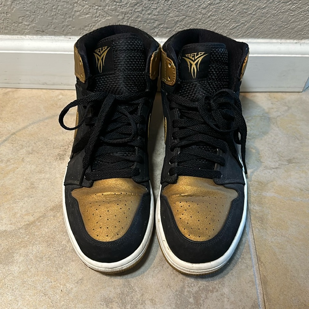 MELO JORDAN 1’s Sz9